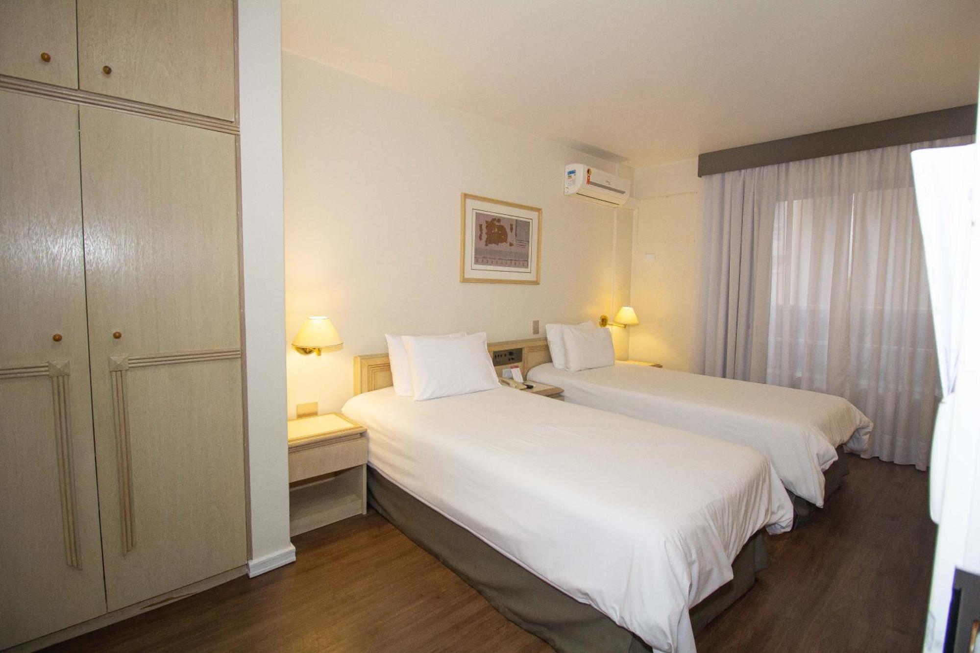 Trevi Hotel E Business Curitiba Exterior photo