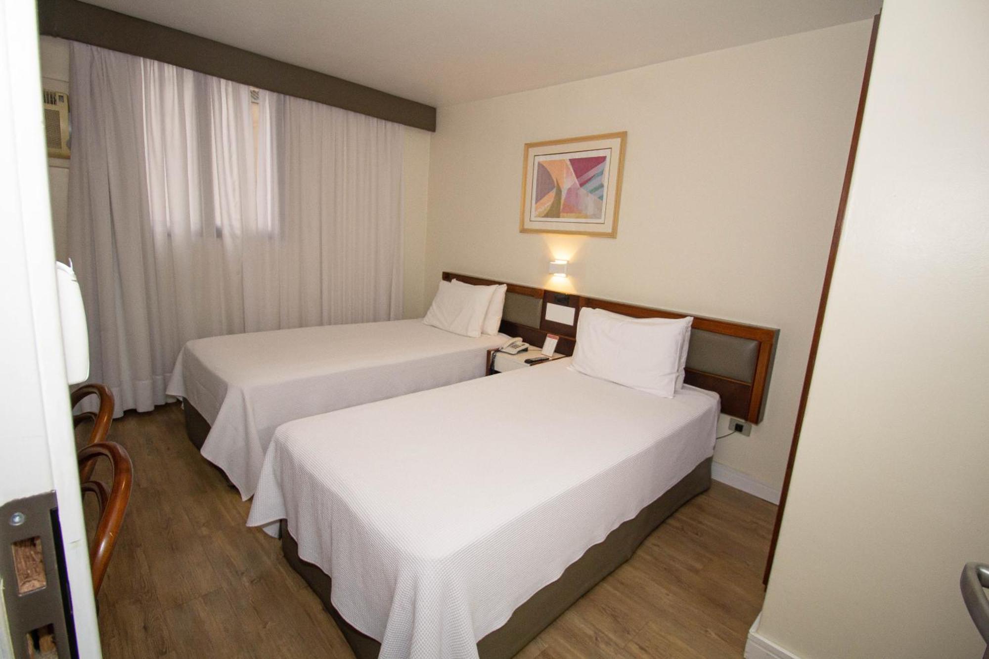 Trevi Hotel E Business Curitiba Exterior photo