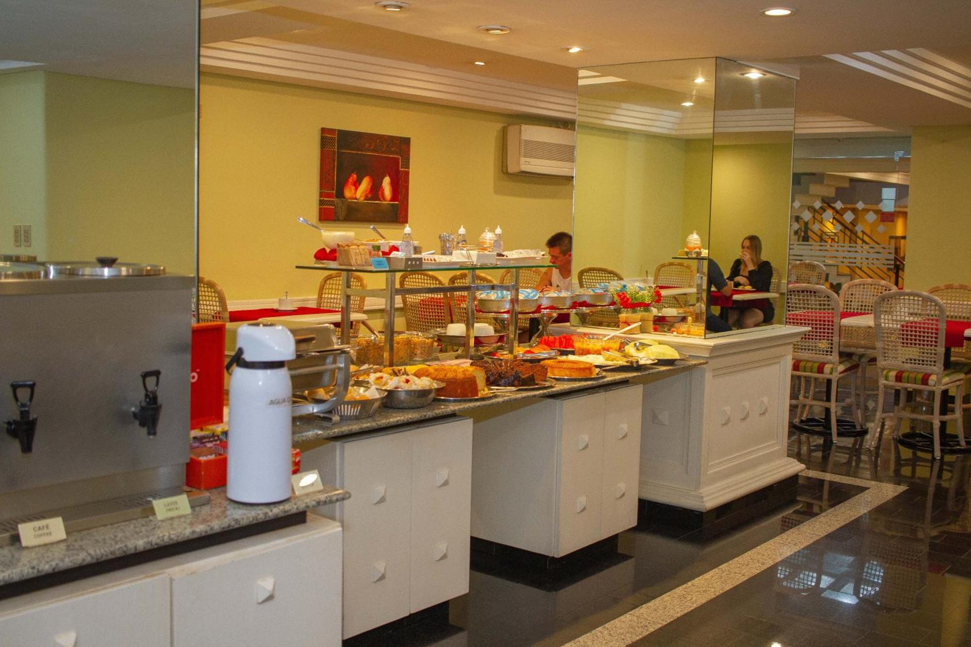 Trevi Hotel E Business Curitiba Exterior photo